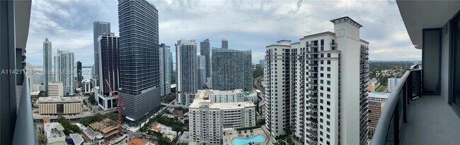 Foto del edificio - 55 SW 9th St