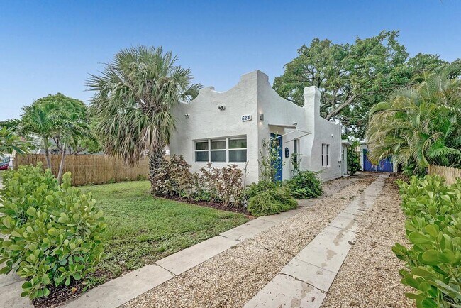 Building Photo - 624 Glenridge Dr