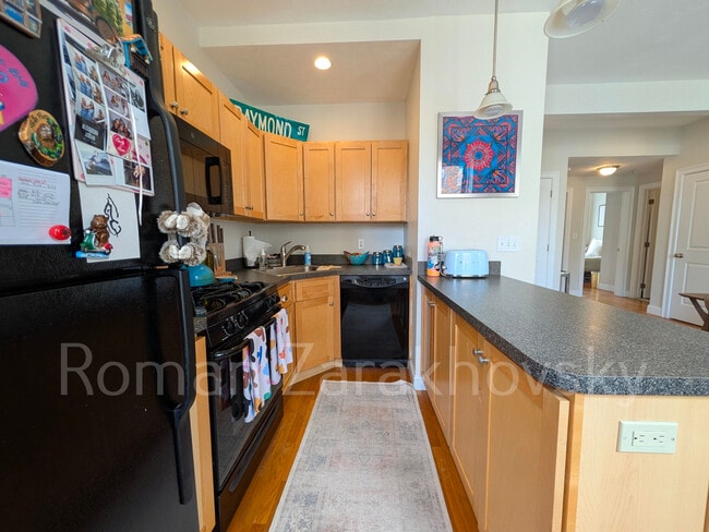 Building Photo - 7 Sutherland Rd