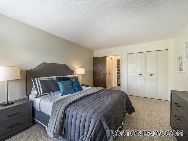 Building Photo - 385 Massachusetts Ave