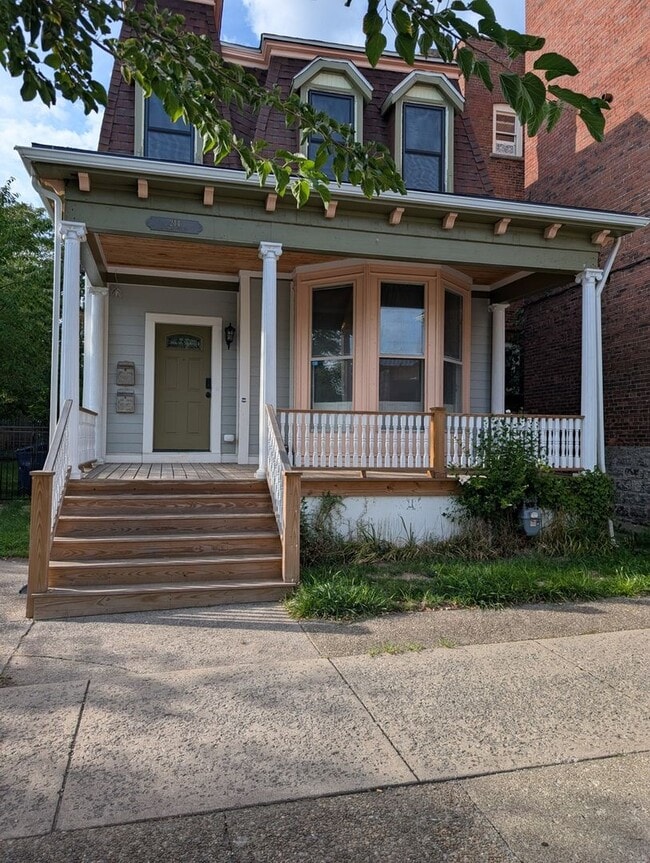 Building Photo - 244 Virginia St