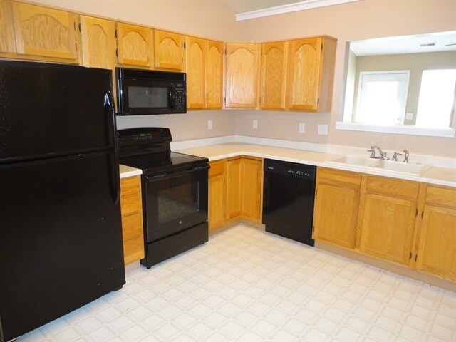 Foto del edificio - 2154 Meadow Glen Blvd