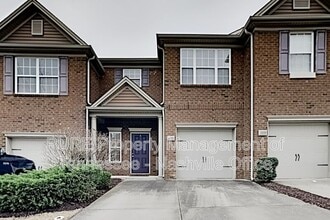 Building Photo - 1221 Bainbridge Dr