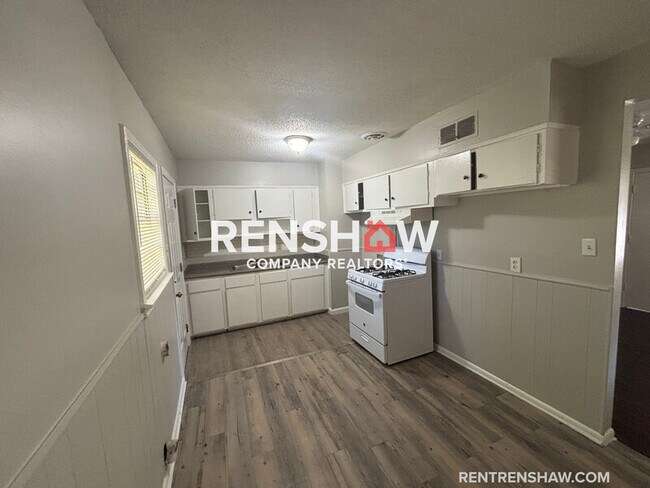 Foto del edificio - 4253 Argonne St