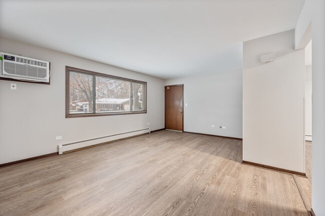 Building Photo - 889 Jefferson Ave