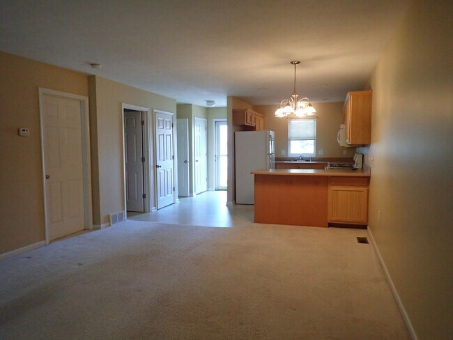Foto del edificio - **"Charming Downtown Condo: 3 BR, 2 BA wit...