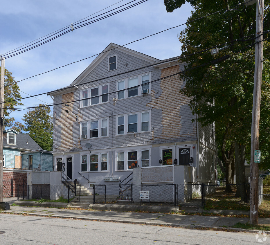 Building Photo - 179-183 Camp St