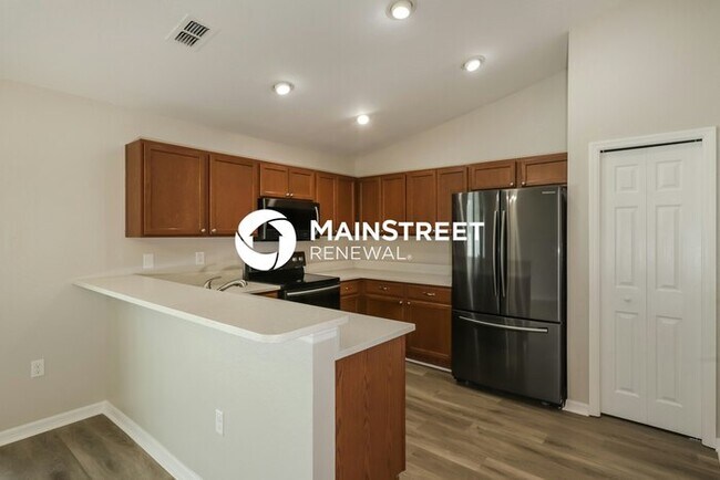 Foto del edificio - 3 Bedroom Pet-Friendly Home in MULBERRY, F...