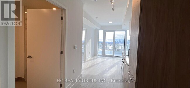 Building Photo - 36 Olive Ave