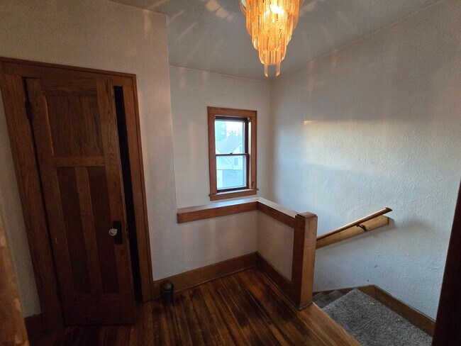 Foto del edificio - RENT SUX - 313-315 19TH ST