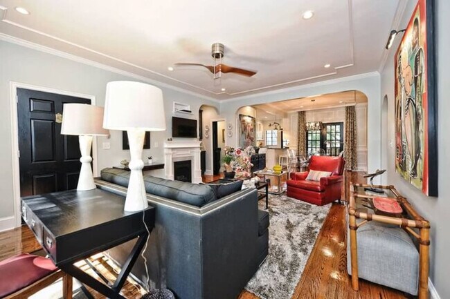 Foto del edificio - 600 Hermitage Ct