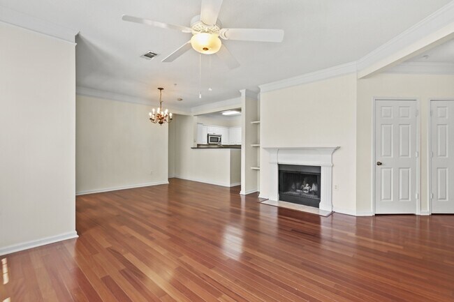Building Photo - 1222 Rosewood Ln