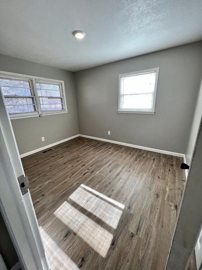 2nd Bedroom - 1416 Hartford Rd