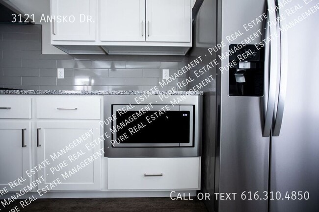 Building Photo - 3121 Anisko Dr