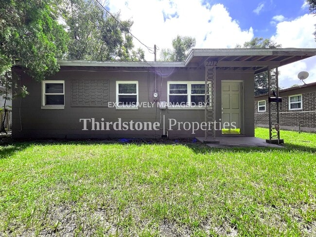 Building Photo - 2212 W 12th St