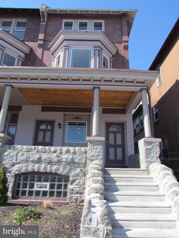 Foto principal - 20 S 51st St