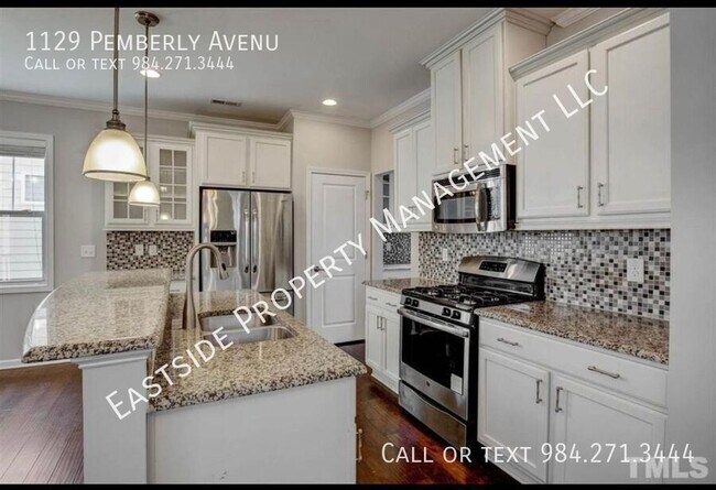 Foto del edificio - 1129 Pemberly Ave