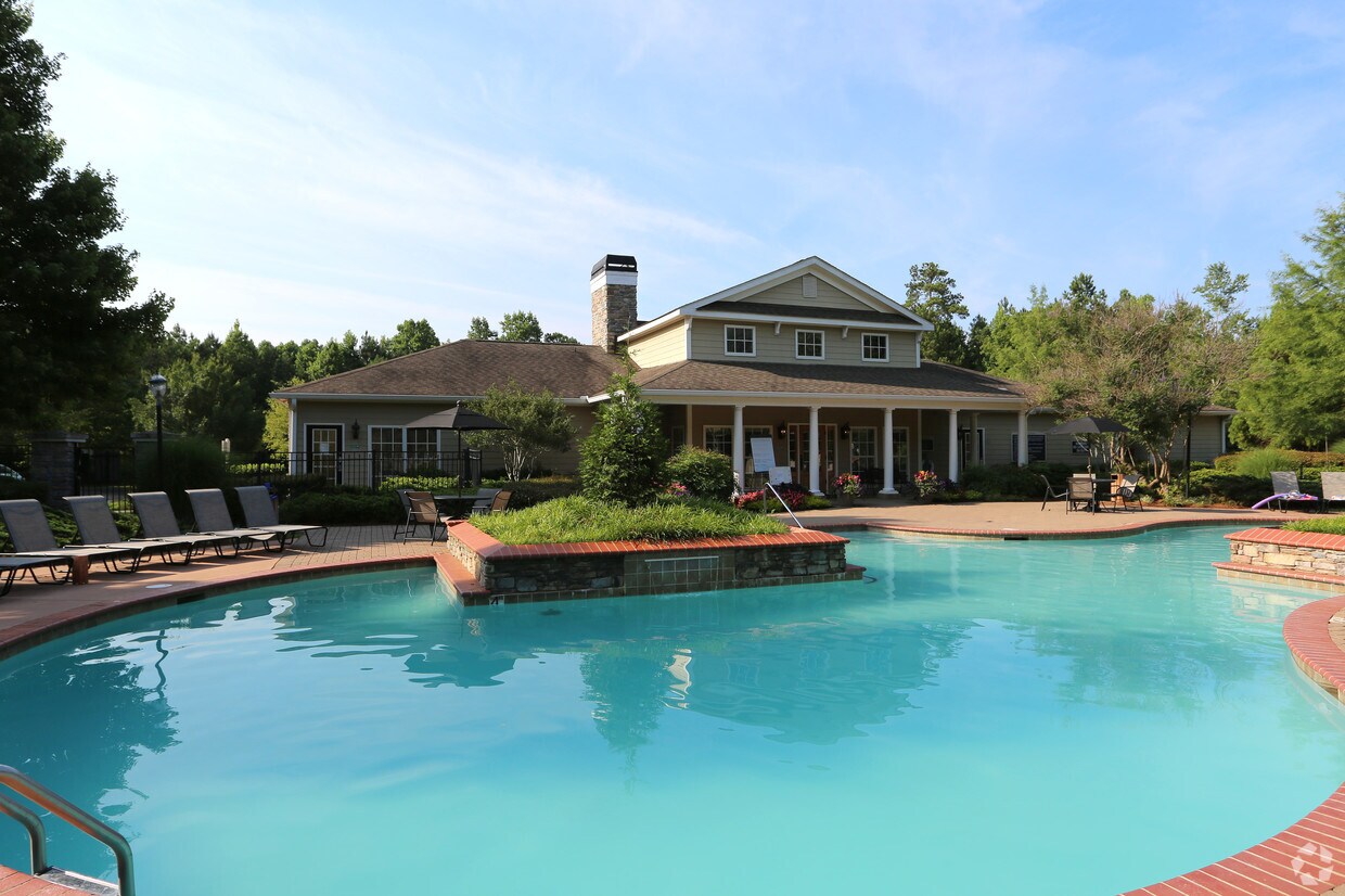 The Vinings At Newnan Lakes 80 Newnan Lakes Blvd Newnan, GA