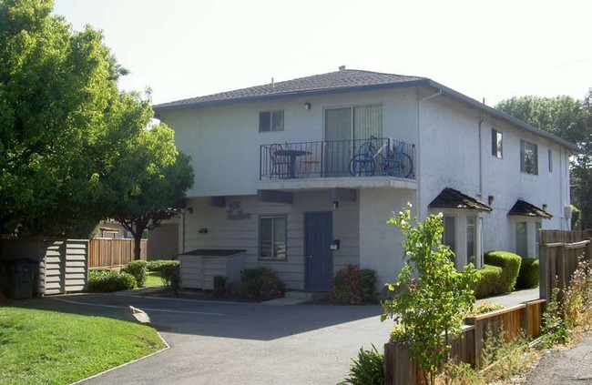 Foto del edificio - 426 Hawthorn Ave