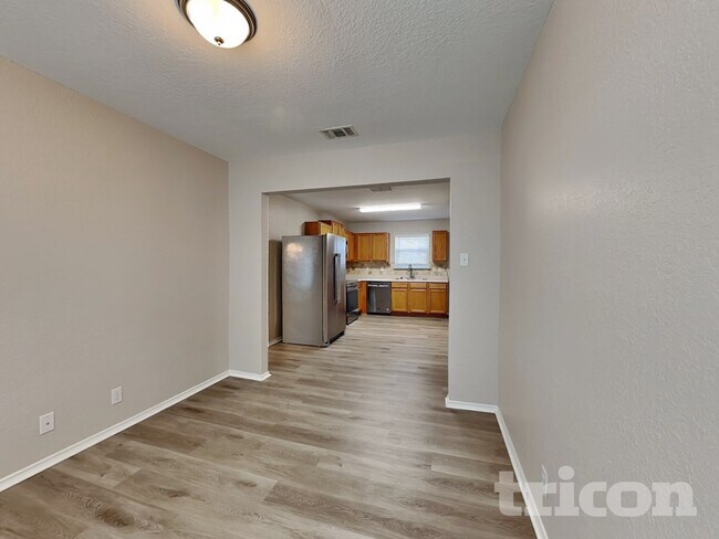 Foto del edificio - 9603 Kennebec Way