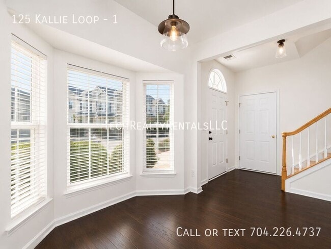 Building Photo - 125 Kallie Loop