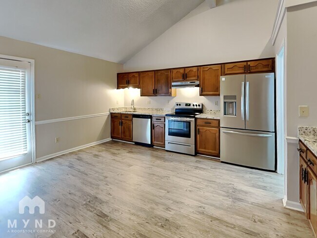Foto del edificio - 3946 Misty Lake Cove