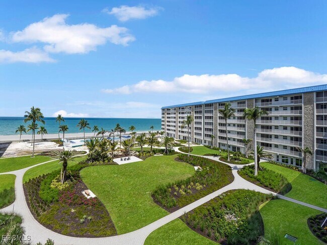 Foto del edificio - 25730 Hickory Blvd