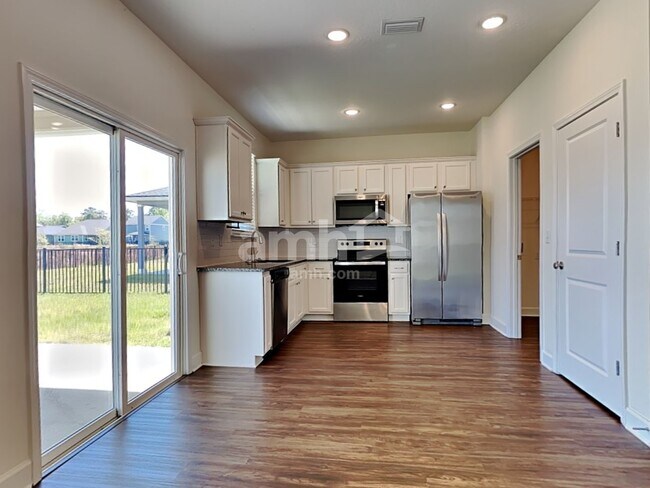 Building Photo - 1155 Tan Tara Trl