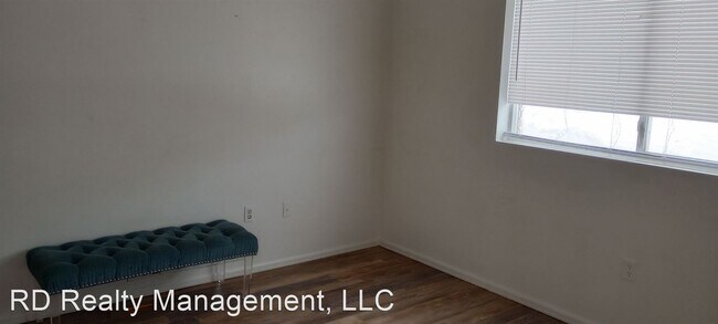 Foto del edificio - 3 br, 1 bath House - 3640 Denver St