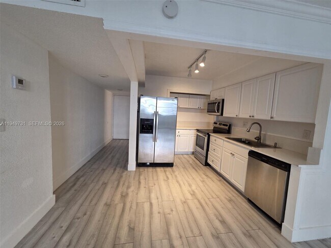 Building Photo - 2903 NE 163rd St