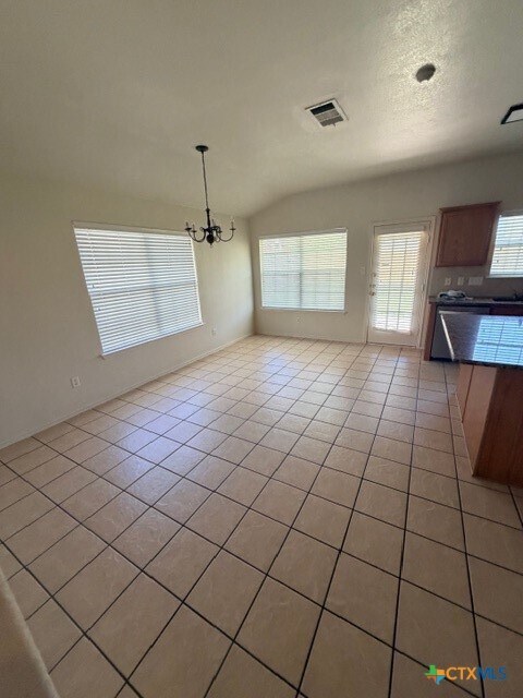 Foto del edificio - 225 Memory Ln