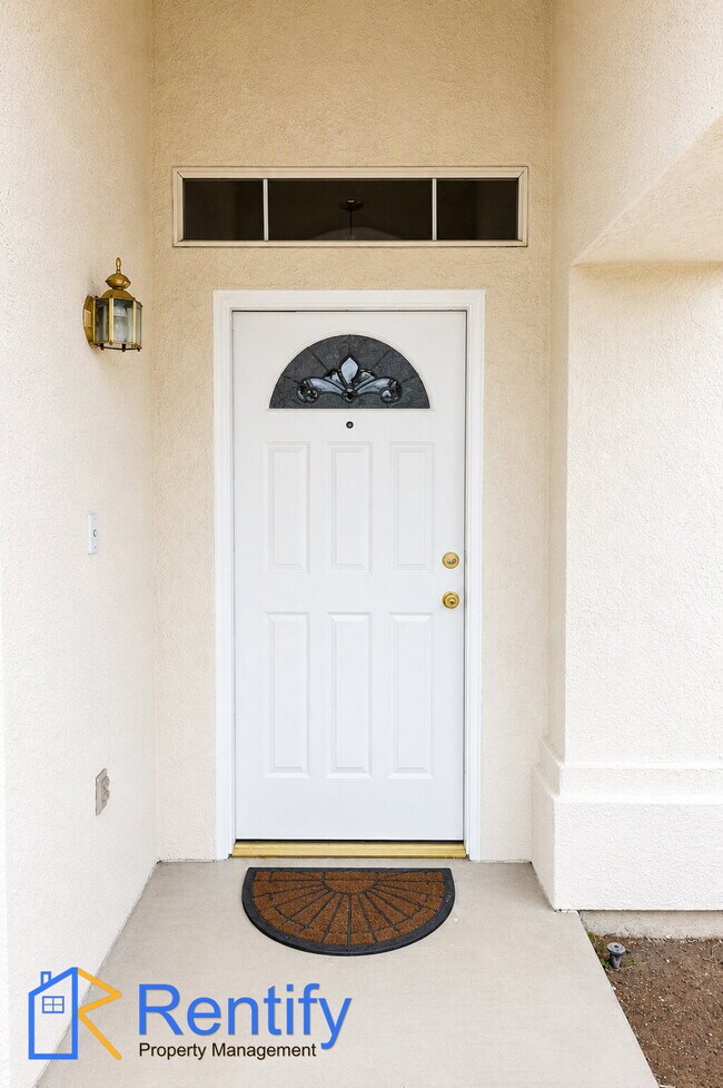 Foto del edificio - Charming Seven Oaks Home - 4Bed, 2Bath - Gardener Included!