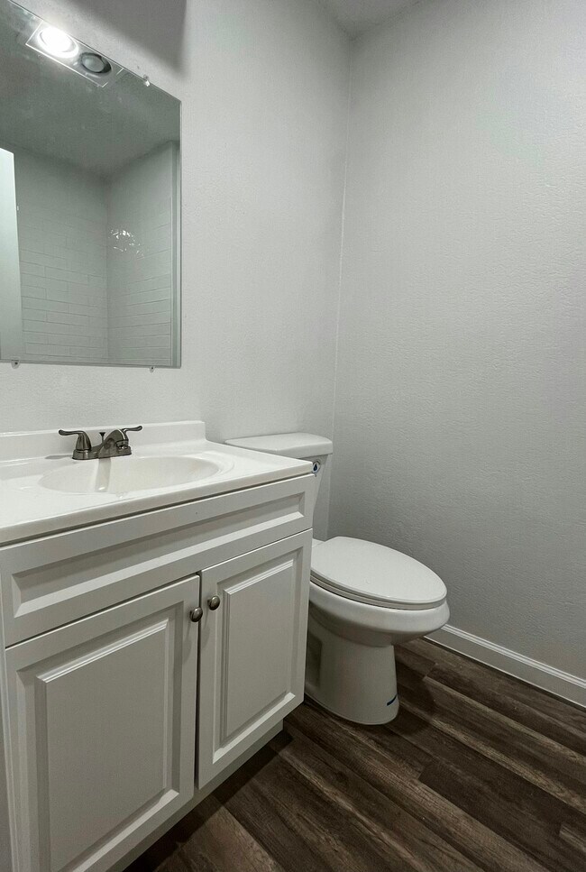 Foto del edificio - 6862 S Creek Dr