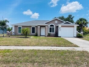 Building Photo - 13367 Darnell Ave