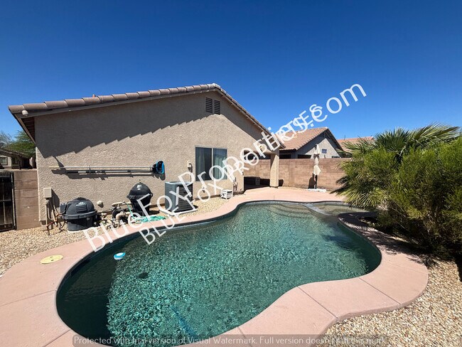 Foto del edificio - 7135 S Oakbank Dr