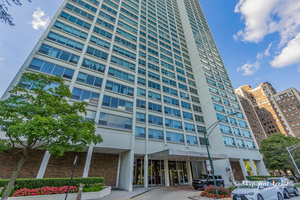 Foto principal - 1700 E 56th St