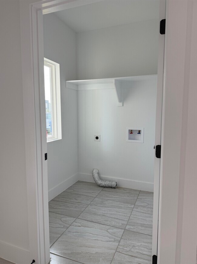 Building Photo - 1532 Consejero Ln