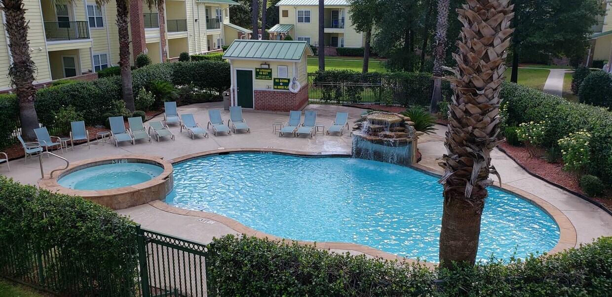 Foto principal - 7211 Foxbrick Ln