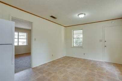 Building Photo - 107 McClain St
