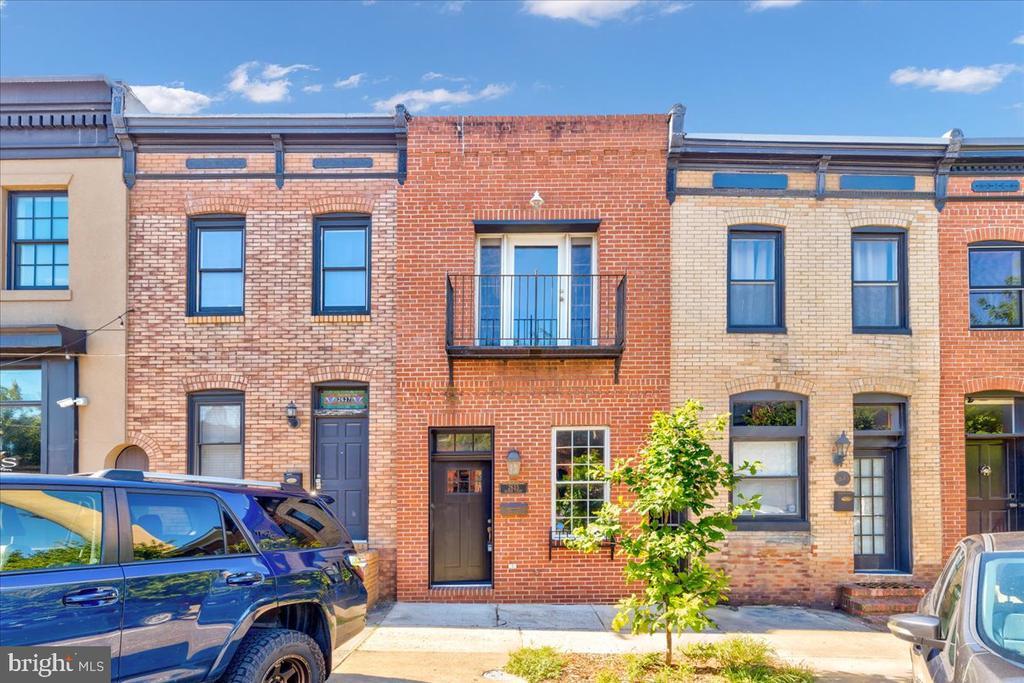 Foto principal - 2635 Hudson St