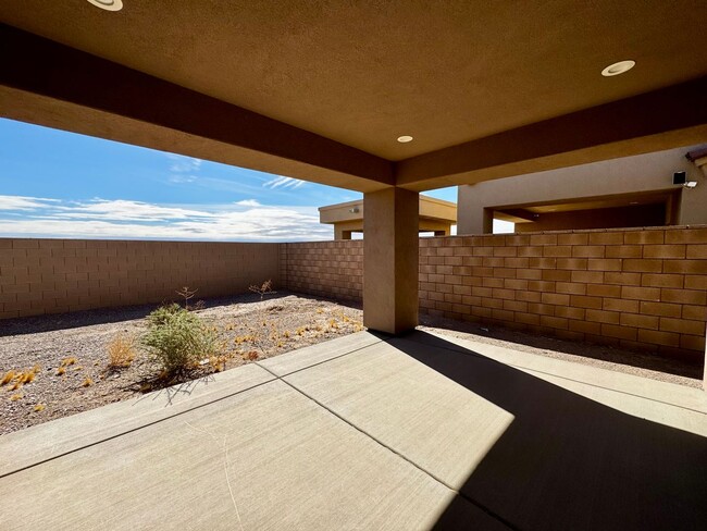 Foto del edificio - Very Clean Newer Mohave Valley Home