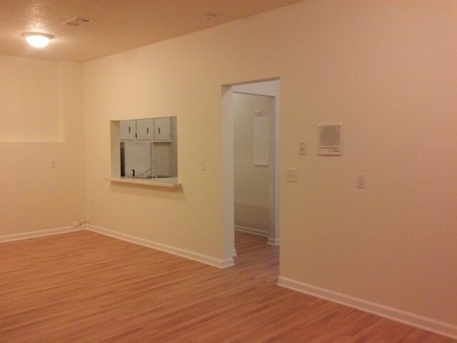 Foto del edificio - 1013 Streamdale Point W