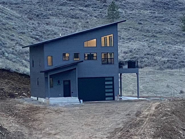 Building Photo - 40740 Clearview Dr N