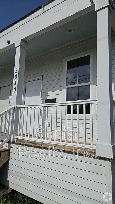 Building Photo - 2040 St Anthony St