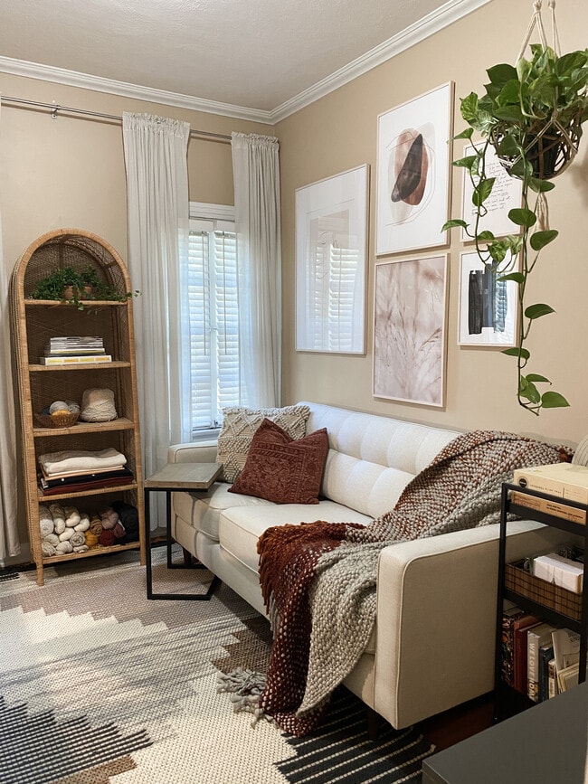 Foto del edificio - 5246 W Olympic Blvd