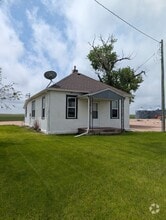 Building Photo - 1604 County Rd O