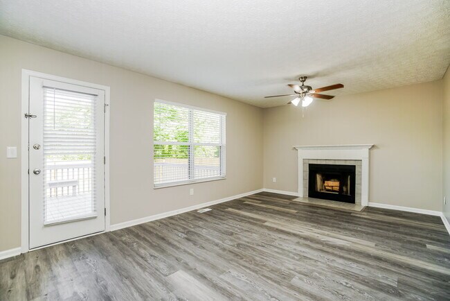 Foto del edificio - 5364 Whirlwind Cove Dr