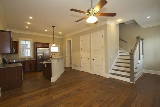 Building Photo - 1003 Habersham St