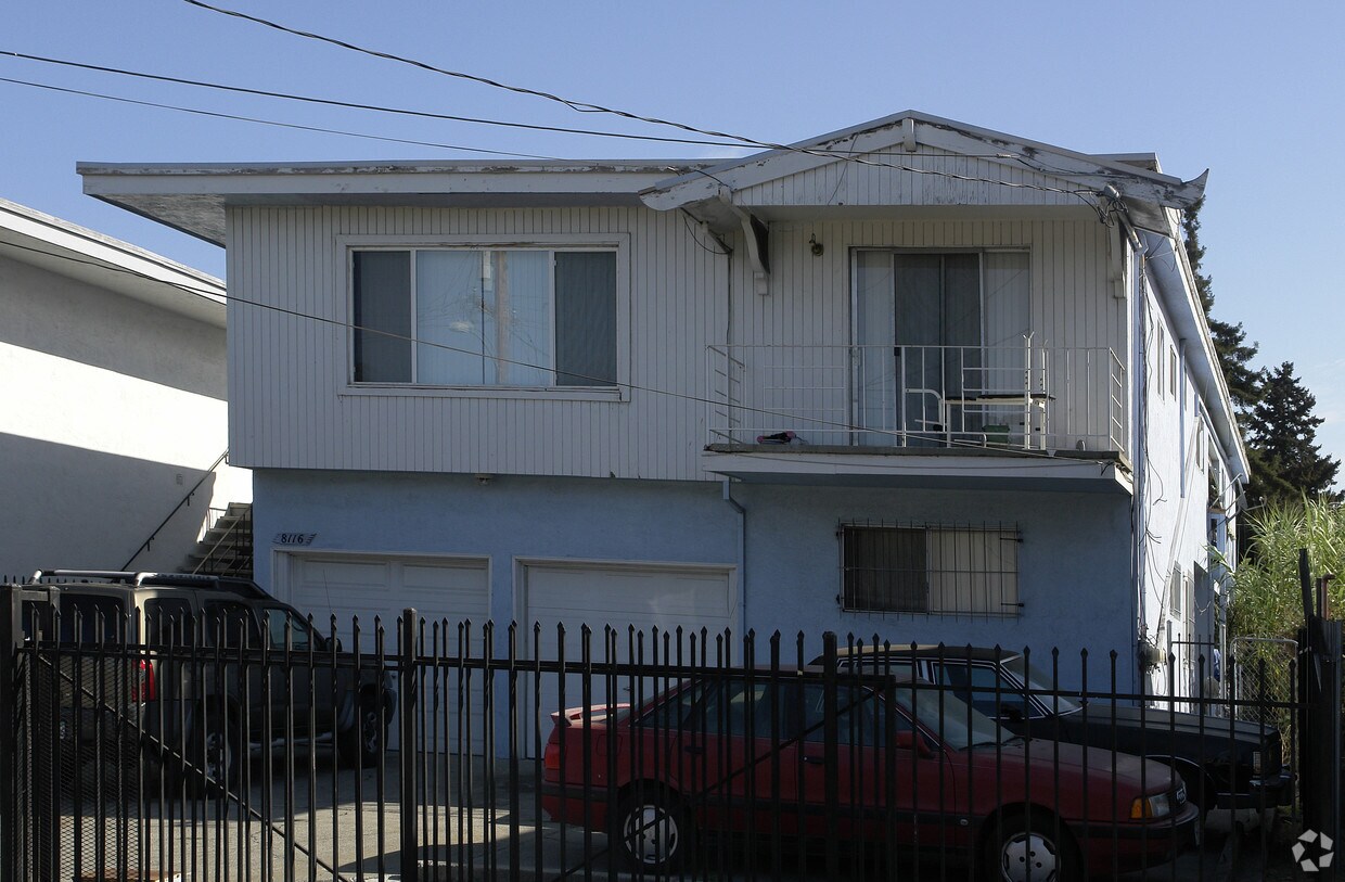 Primary Photo - 8116 Olive St