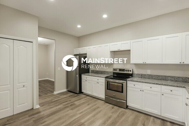 Foto del edificio - 3 Bedroom Pet-Friendly Home in LAKELAND, FL with Main Street Renewal